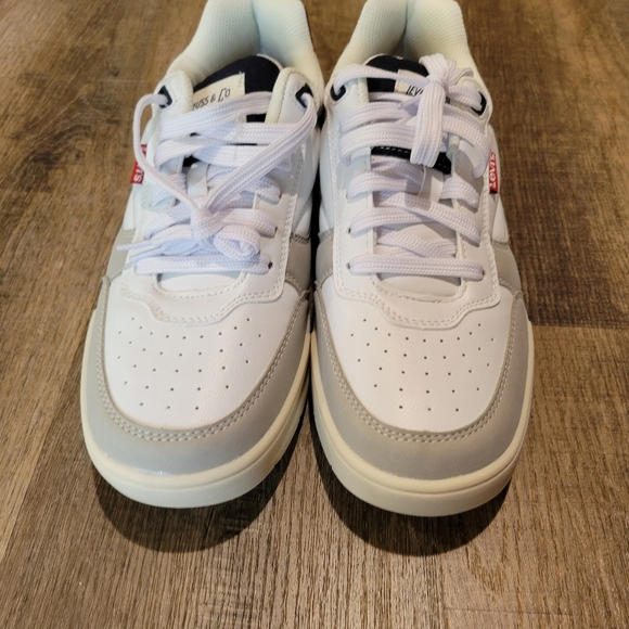Levi's White and Blue Sneakers - Picture 2 of 8
